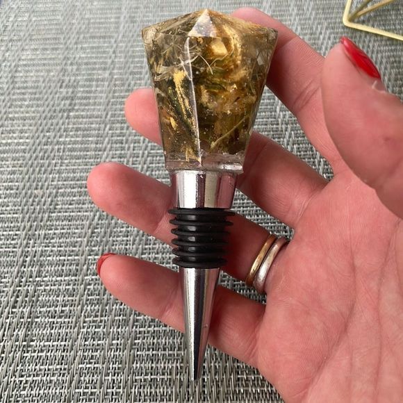 - Handmade Pressed Flower Diamond Top Wine Stop Flurry - Picture 11 of 13